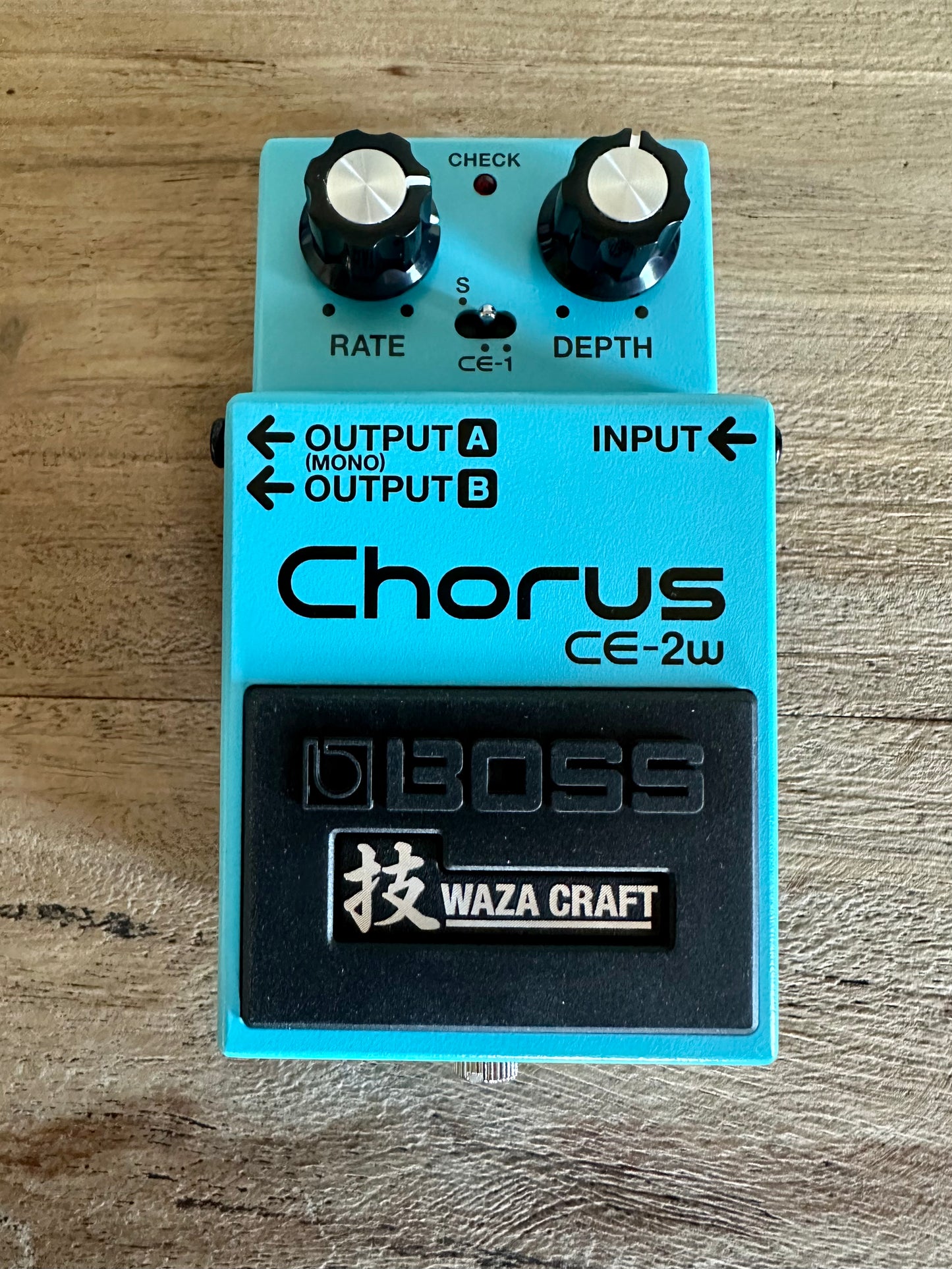 Boss CE-2W Waza Craft Chorus