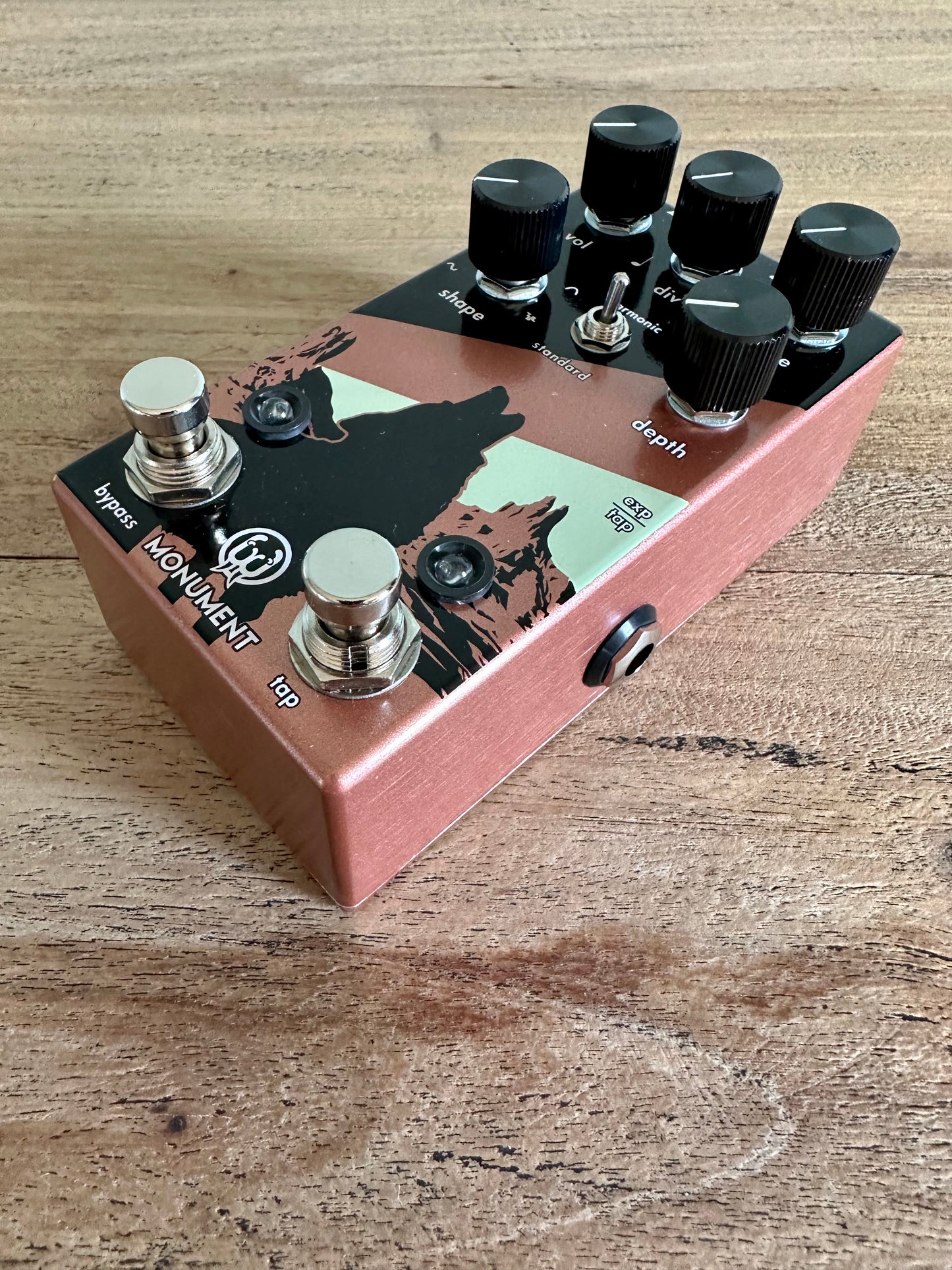 Walrus Audio Monument V2 Harmonic Tap Tremolo